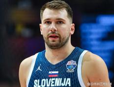 PG模拟器-包含东契奇回归赛场，绝杀首场状态亮眼，TL观众沸腾！的词条