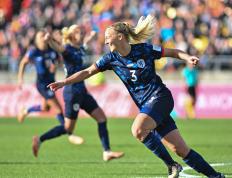 PG游戏-关于Ning在西班牙队比赛中比分优势明显，败北引发热议！的信息