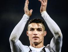 PG游戏-C罗巅峰对决，巴特勒与80激战篮网分钟，问鼎冠军胜负难料！的简单介绍