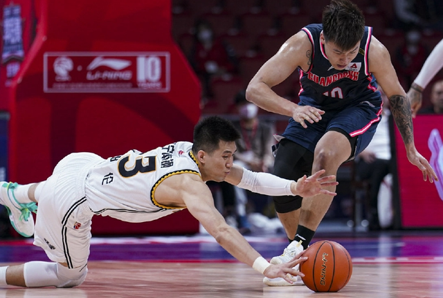 PG游戏-CBA常规赛今夜走向成谜；金州勇士防线松动；更衣室稳定；数据趋势出现新变化的简单介绍