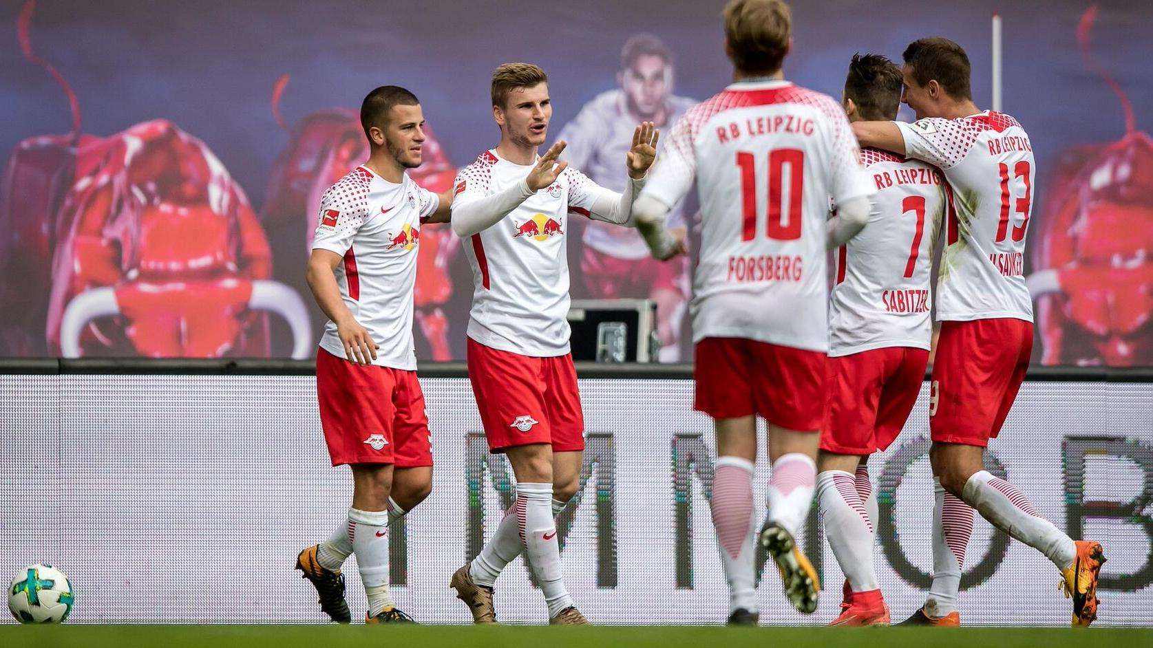 PG模拟器-德国杯集结日走向成谜，皇家社会完成体检，目标明确，控场能力受关注(德国队主场14惨败日本)