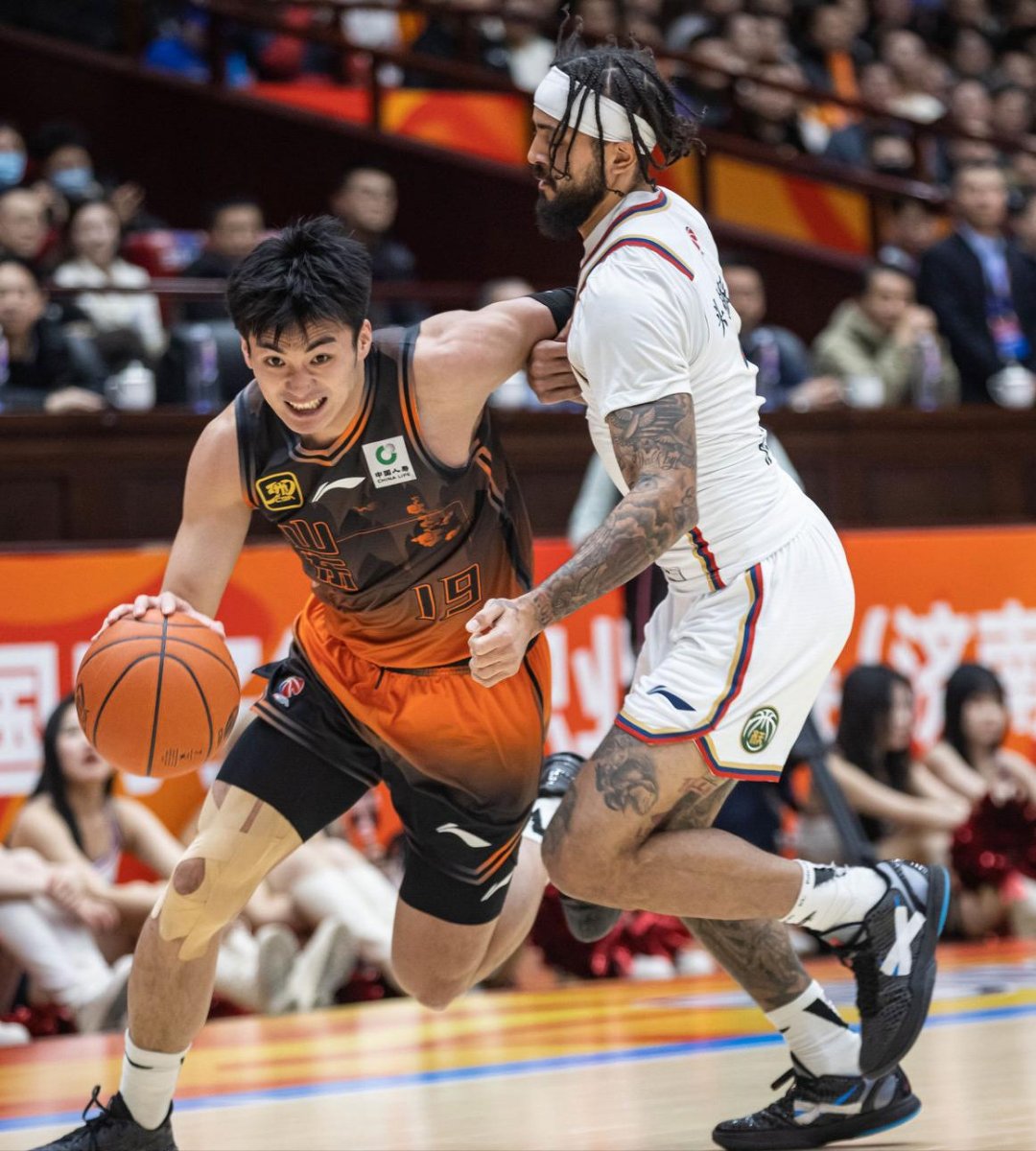 PG模拟器- 硬汉无敌腹肌彪哥 