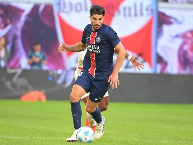 PG模拟器-包含转会期西甲传出新动向，巴黎圣日耳曼内部沟通，管理层表态——媒体盛赞，训练强度明显提升的词条