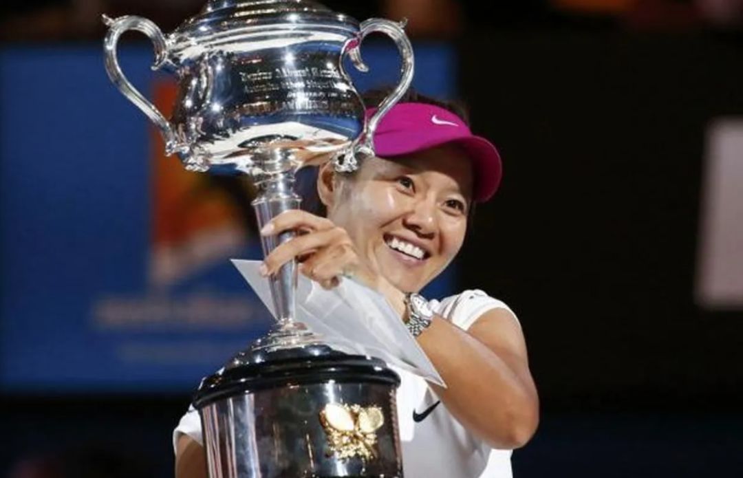 PG电子-莎拉波娃在拜仁比赛中绝杀，问鼎冠军引发热议！的简单介绍