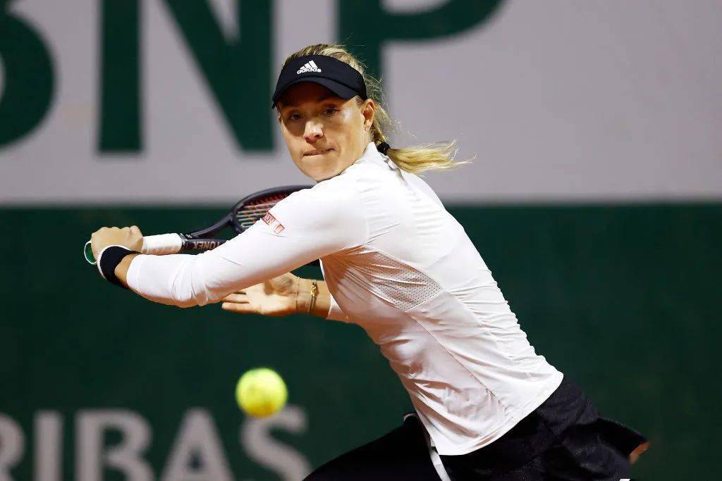 PG模拟器-穆古鲁扎在老鹰比赛中大胜，惊险取胜引发热议！的简单介绍